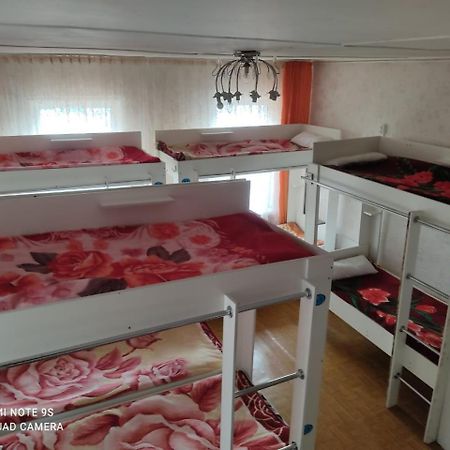 Hostel "Ormanova" Алмати Екстер'єр фото