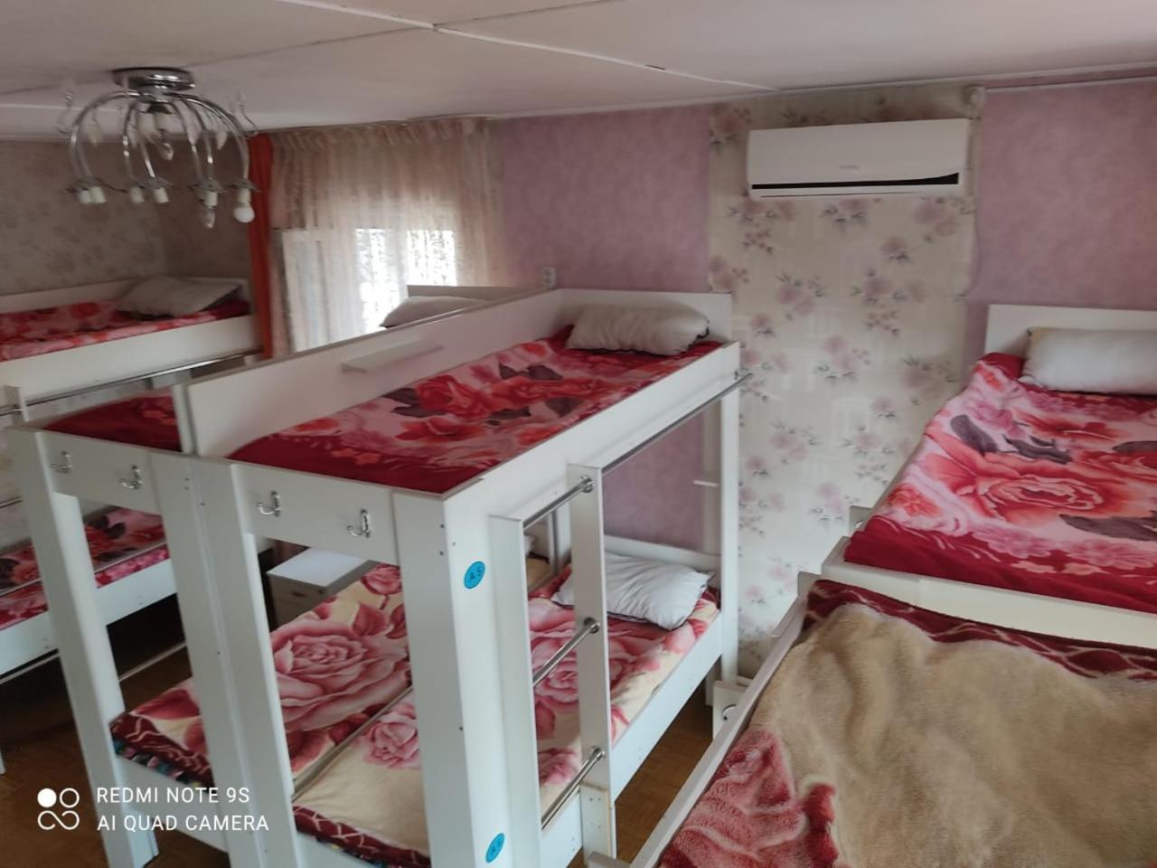 Hostel "Ormanova" Алмати Екстер'єр фото